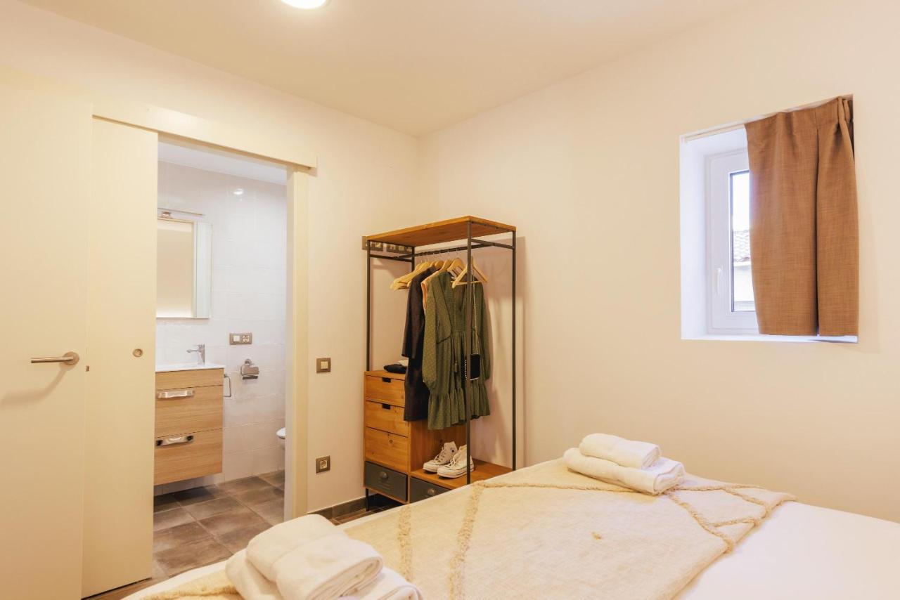 Bravissimo Mercadal Duplex, With 2 Bedrooms Girona Esterno foto