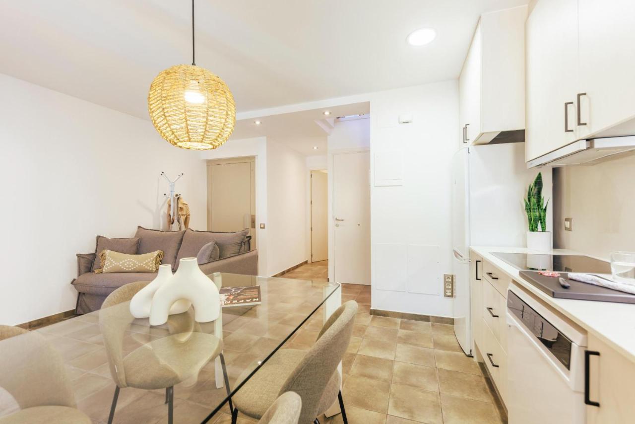 Bravissimo Mercadal Duplex, With 2 Bedrooms Girona Esterno foto